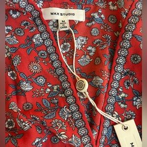 Max Studio Red Floral Kimono Style Top With Tie Waist.